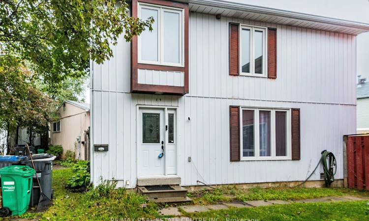 19 Huntingwood Crescent