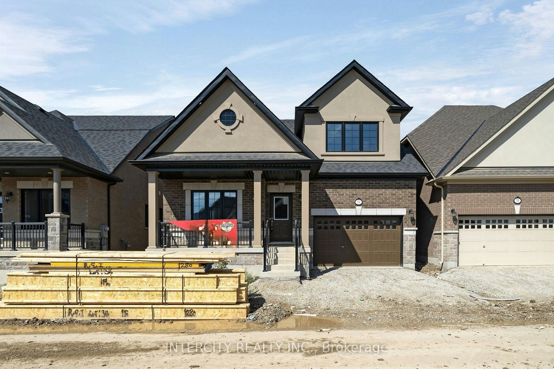 33 Ruby Lane, Halton Hills, ON, L7G 0H6