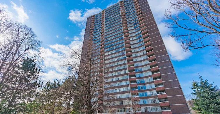 2702-3100 Kirwin Avenue, Mississauga, ON, L5A 3S6