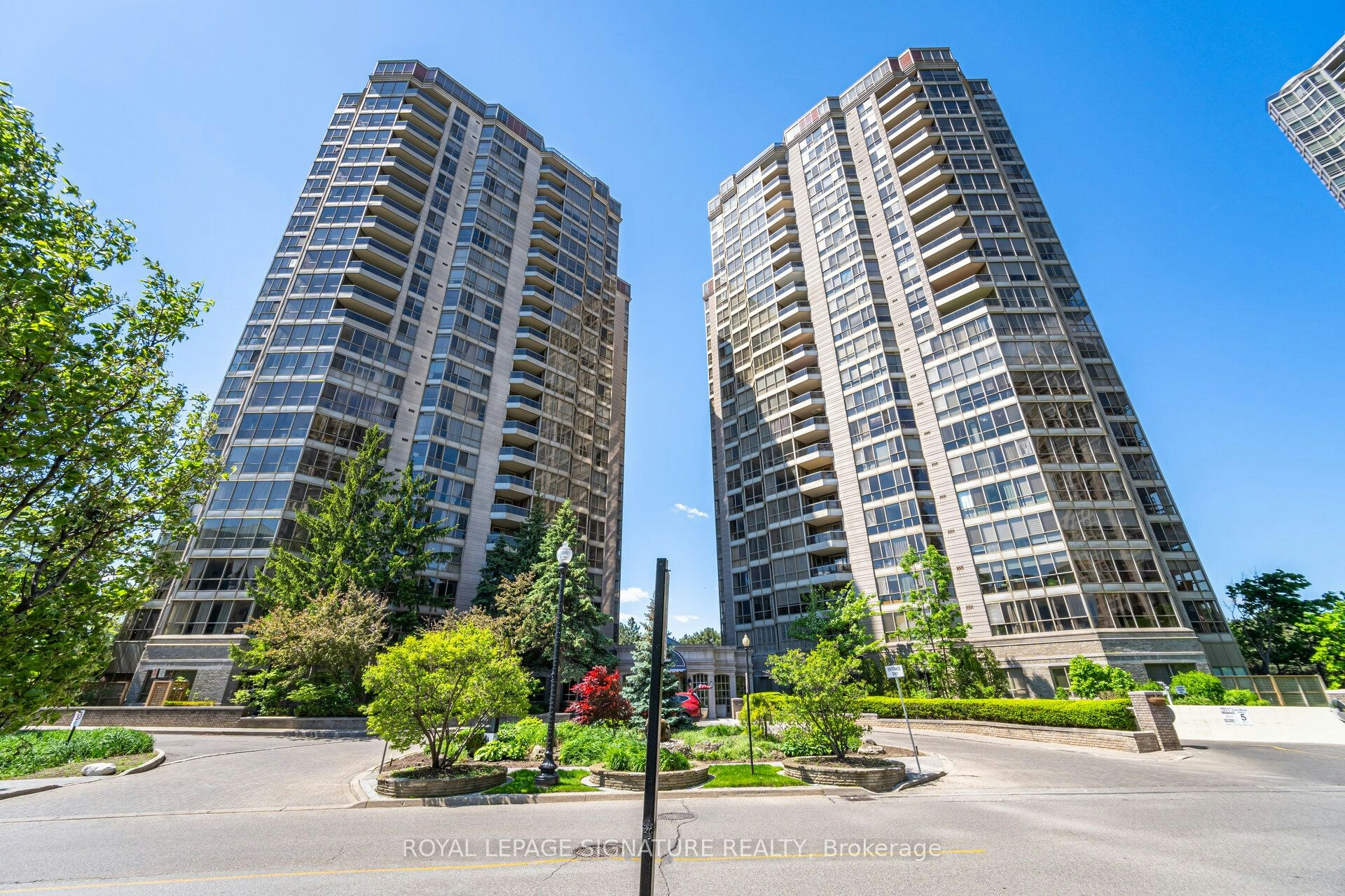 2310-55 Kingsbridge Garden Circle, Mississauga, ON, L5R 1Y1