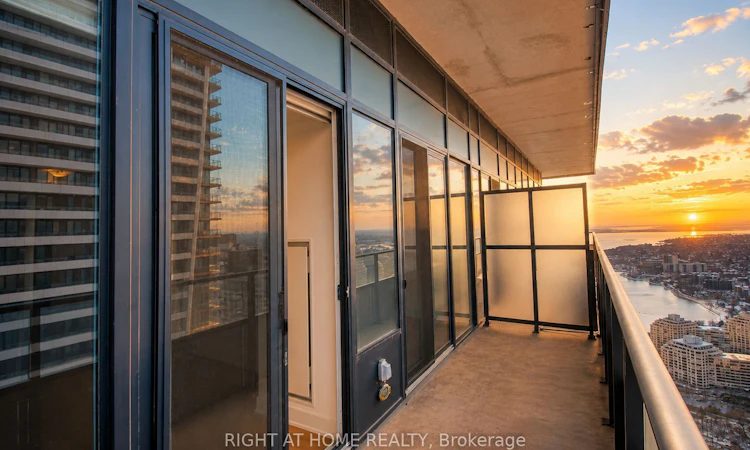 LPH02B-20 Shore Breeze Drive