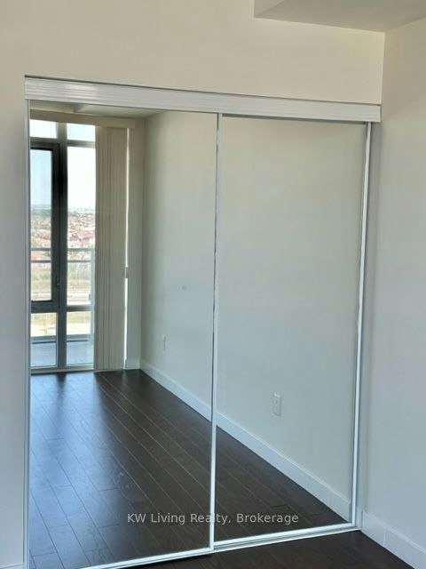 1810-360 Square One Drive, Mississauga, ON, L5B 0G7 - 5