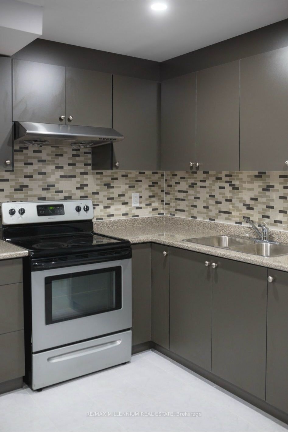 BSMT-7 Lloyd Crescent, Brampton, ON, L7A 4J5 - 3