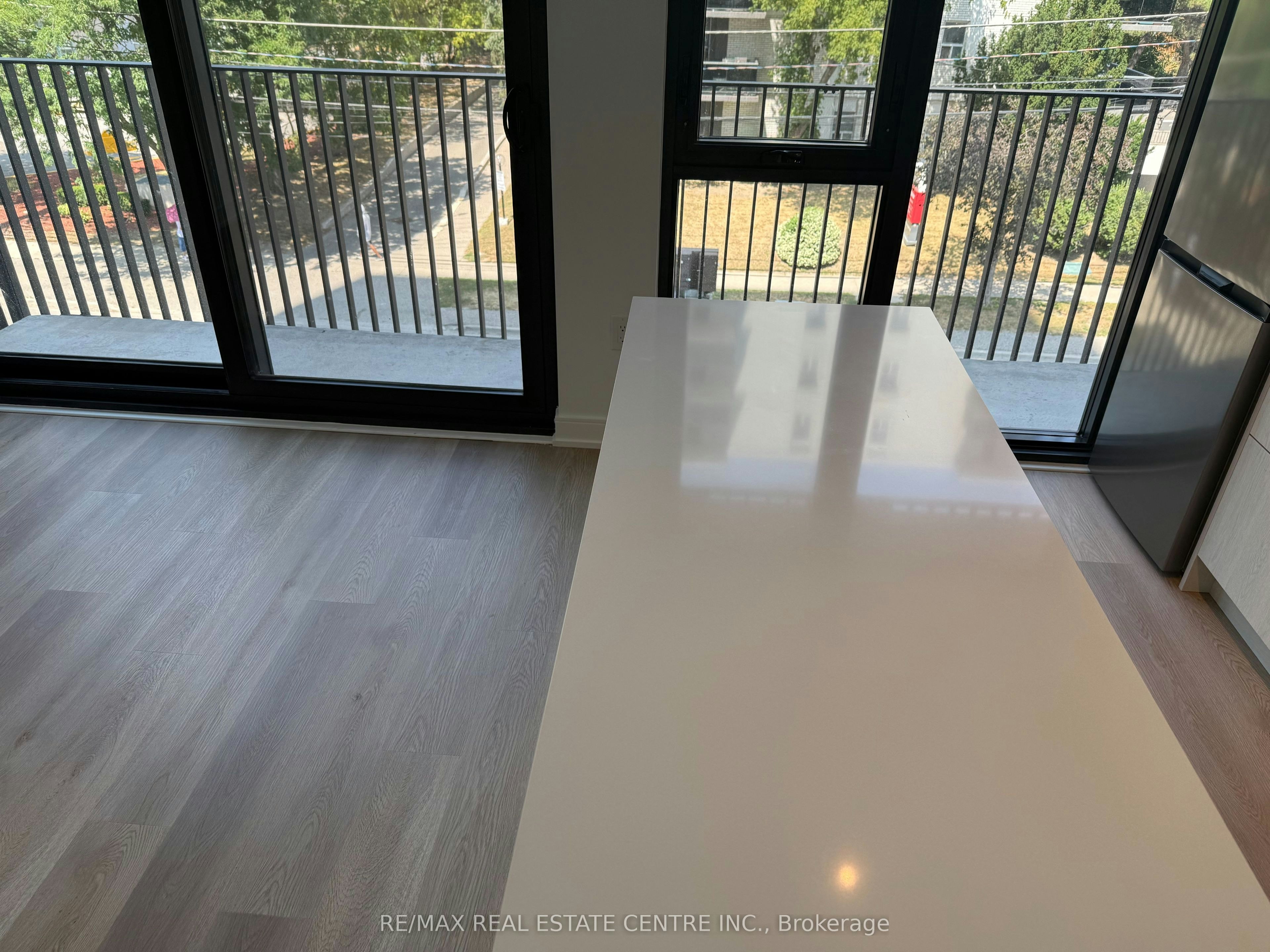 324-3009 Novar Road E, Mississauga, ON, L5B 0K2 - 8