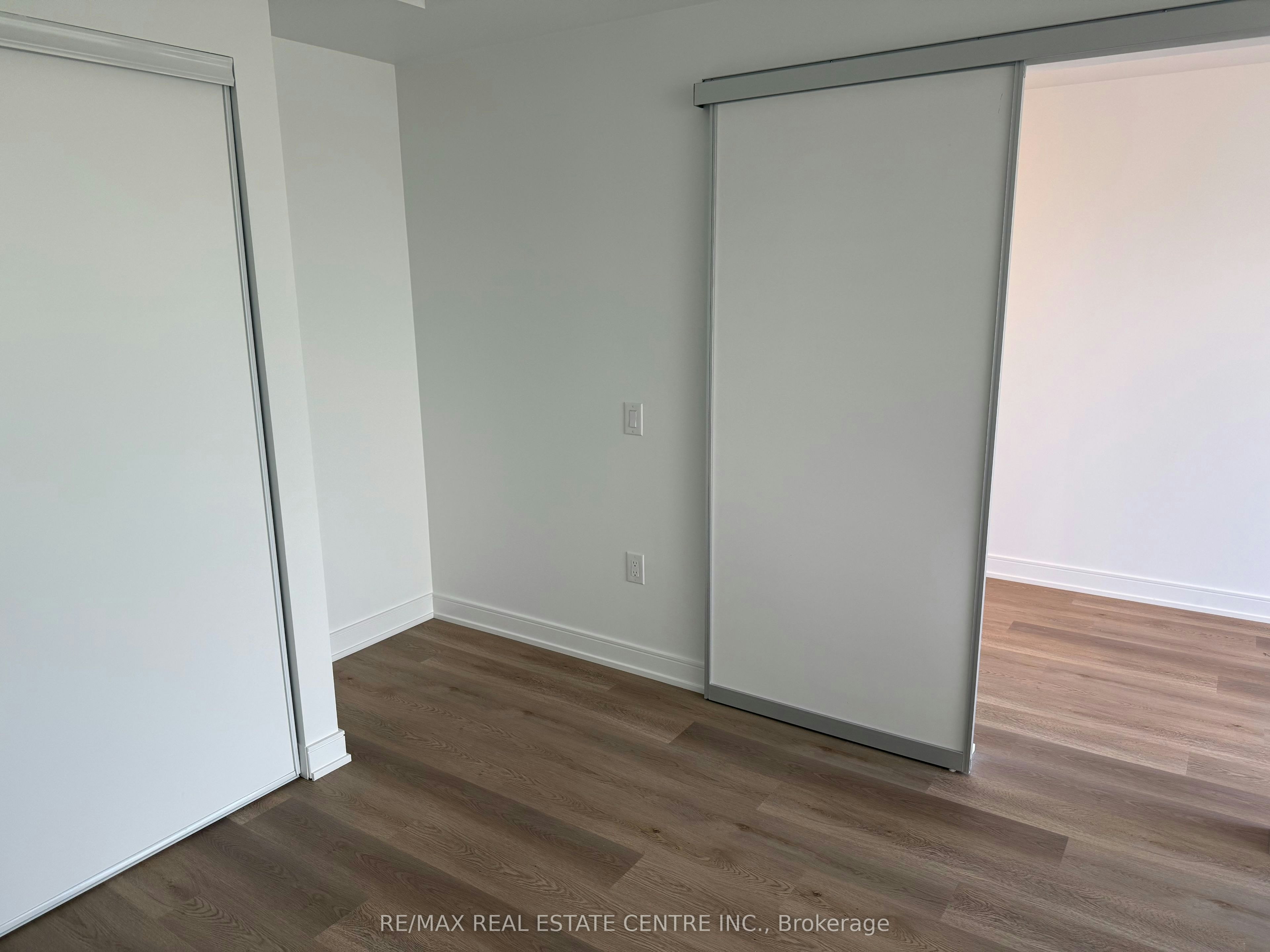 324-3009 Novar Road E, Mississauga, ON, L5B 0K2 - 7