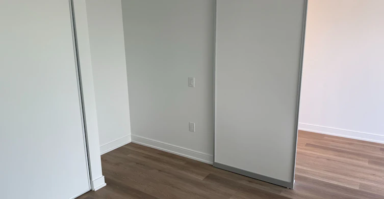 324-3009 Novar Road E, Mississauga, ON, L5B 0K2 - 7