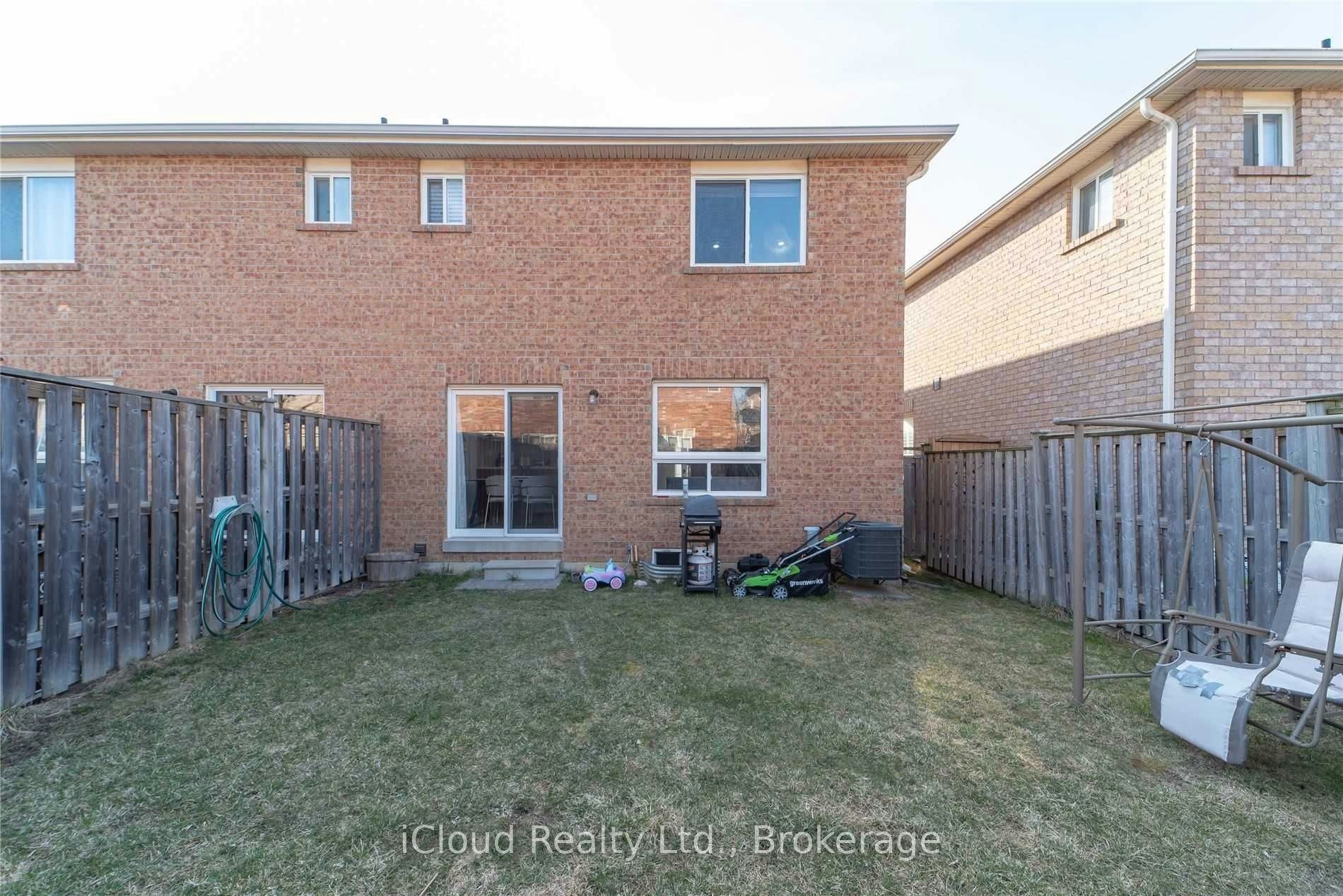 27 Hollingsworth Circle, Brampton, ON, L7A 0J7 - 30