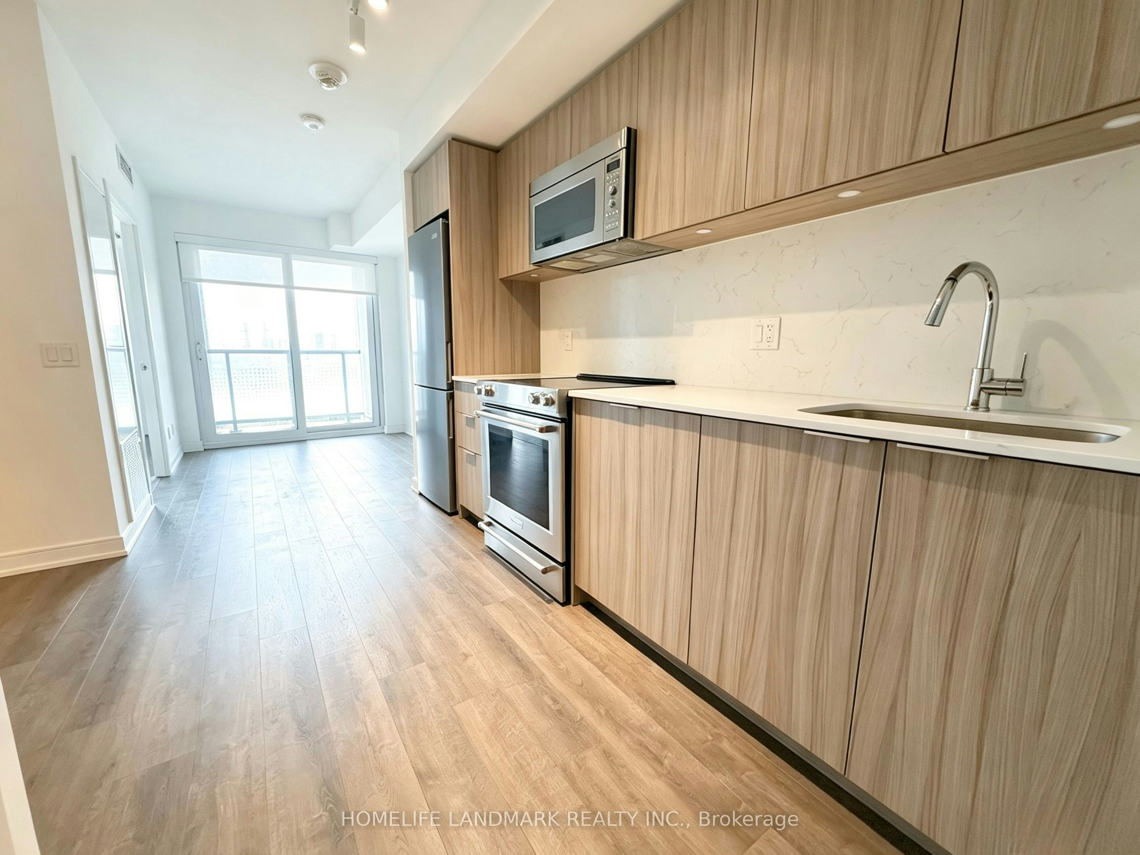 312-30 Samuel Wood Way, Toronto, ON, M9B 1B1 - 3