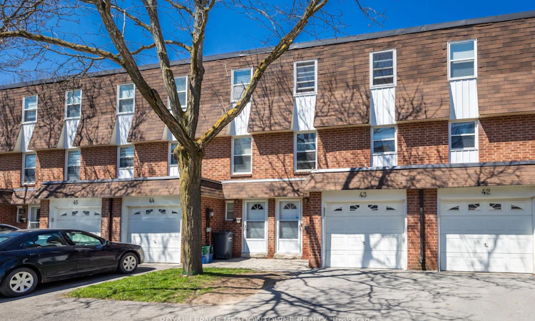 43-235 Bronte Street