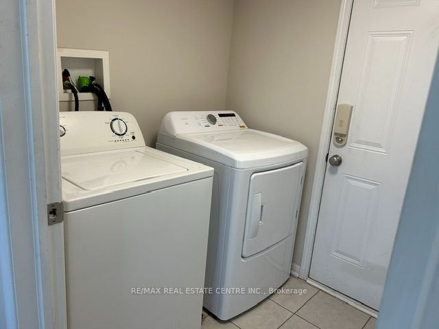 4-6020 Derry Road, Milton, ON, L9T 8L6 - 4