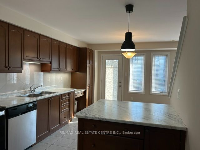 4-6020 Derry Road, Milton, ON, L9T 8L6 - 11