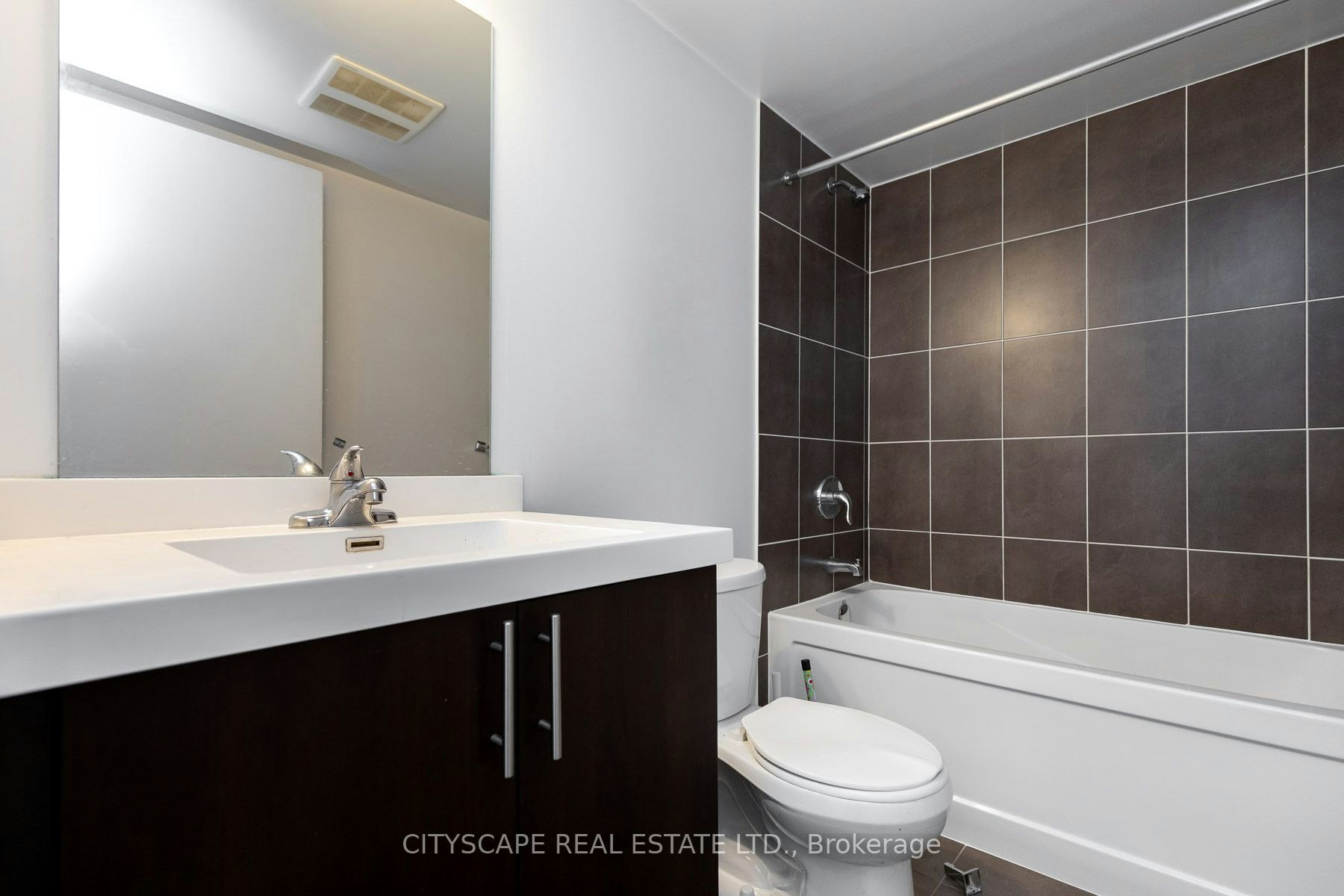 1808-1410 Dupont Street, Toronto, ON, M6H 0B6 - 8