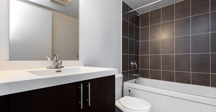 1808-1410 Dupont Street, Toronto, ON, M6H 0B6 - 8