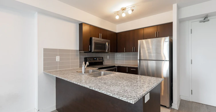 1808-1410 Dupont Street, Toronto, ON, M6H 0B6 - 3