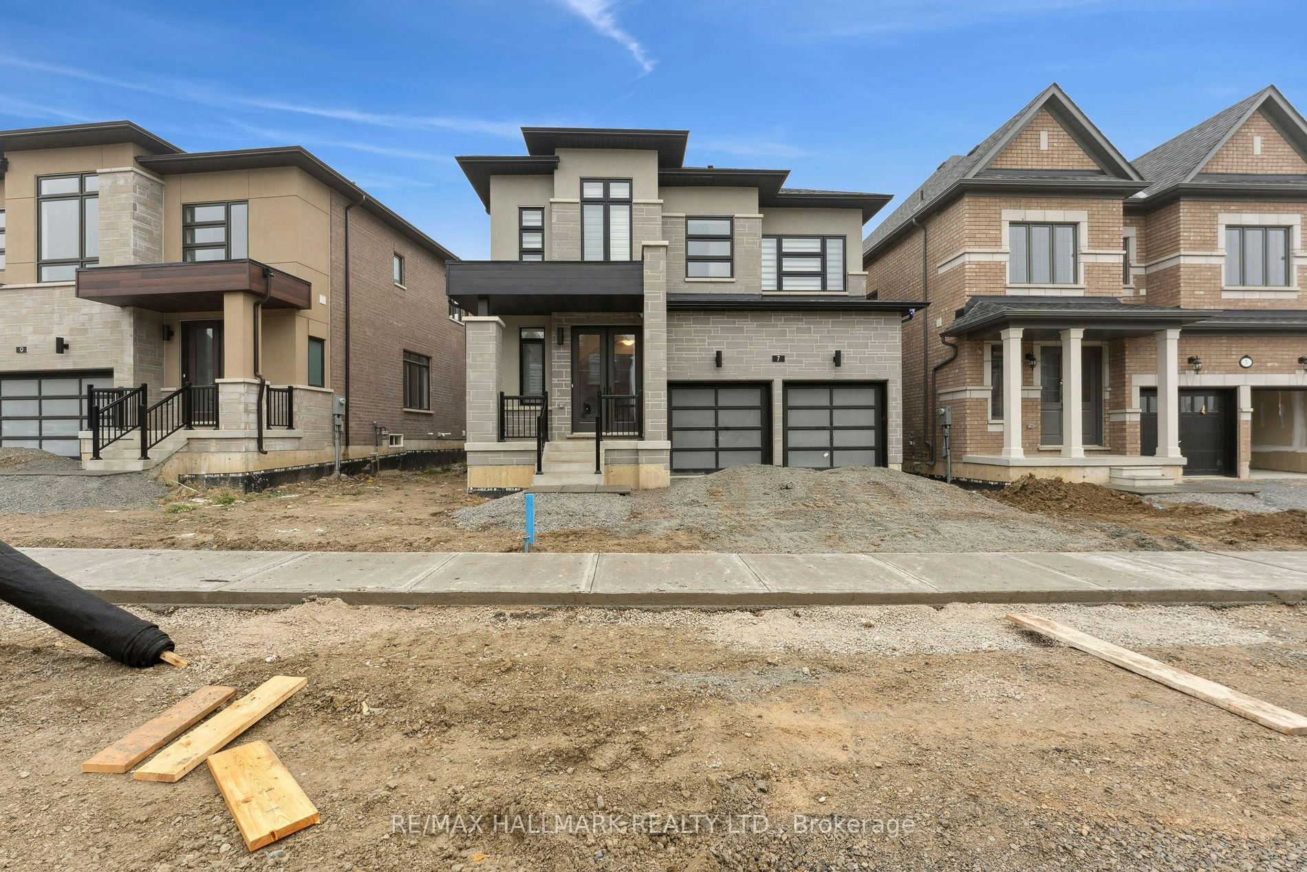 7 Kessler Drive, Brampton, ON, L6R 0B8 - 3