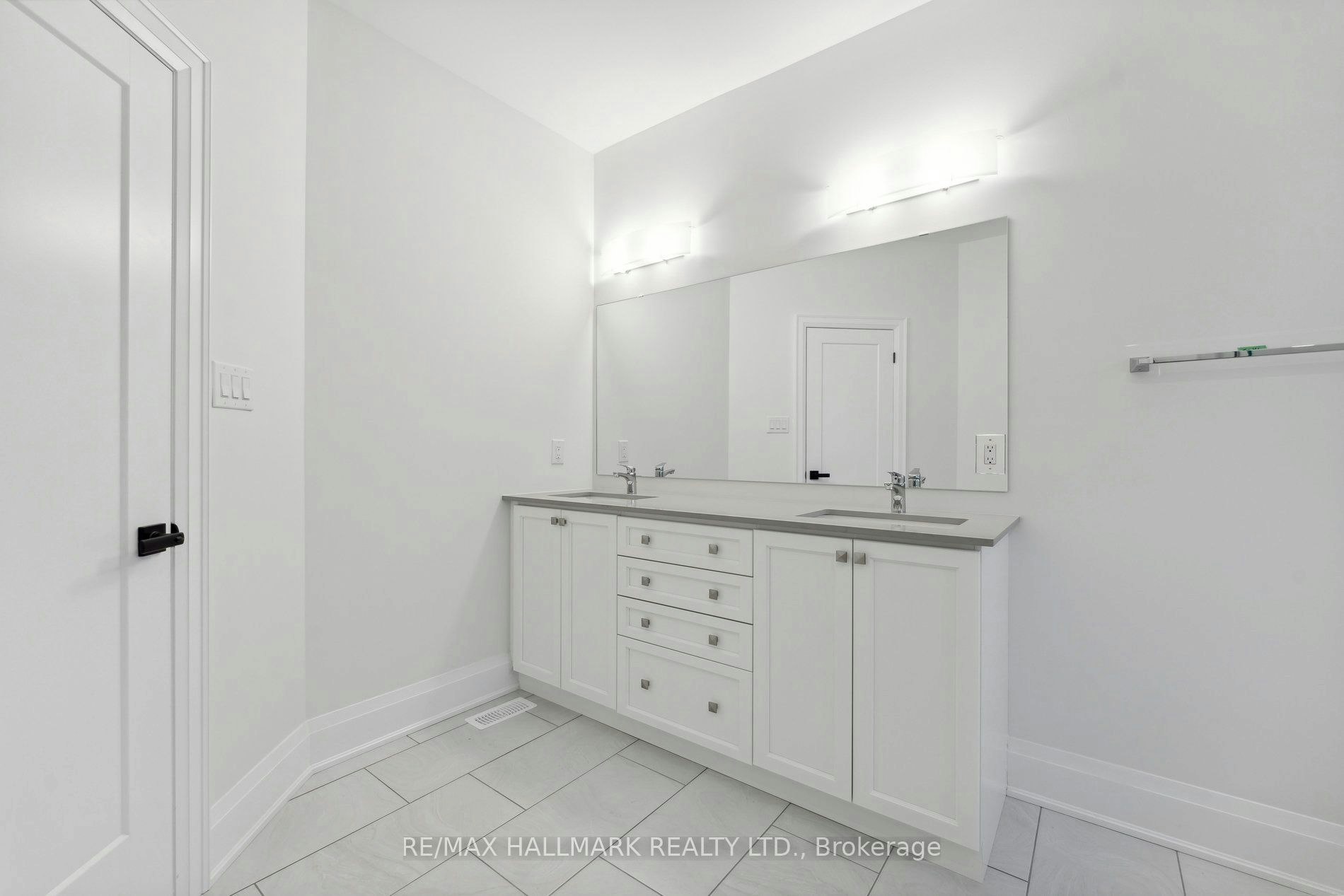 7 Kessler Drive, Brampton, ON, L6R 0B8 - 36