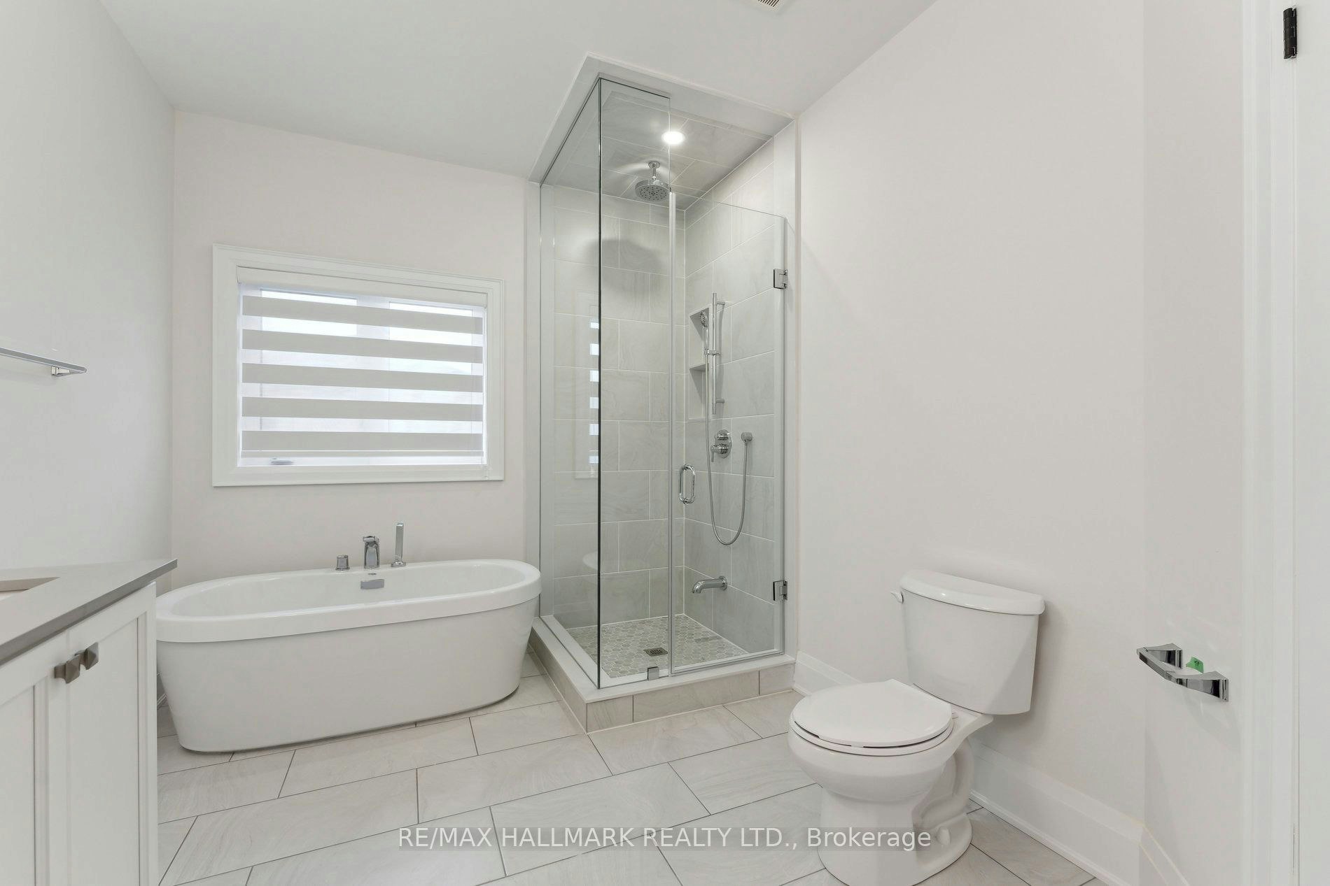 7 Kessler Drive, Brampton, ON, L6R 0B8 - 35