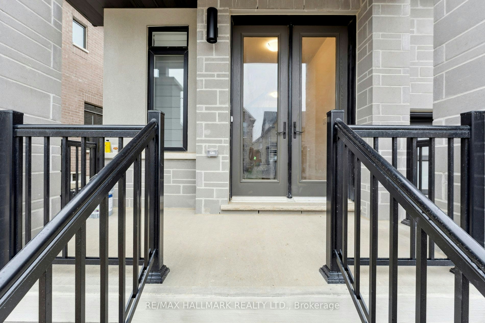 7 Kessler Drive, Brampton, ON, L6R 0B8 - 5