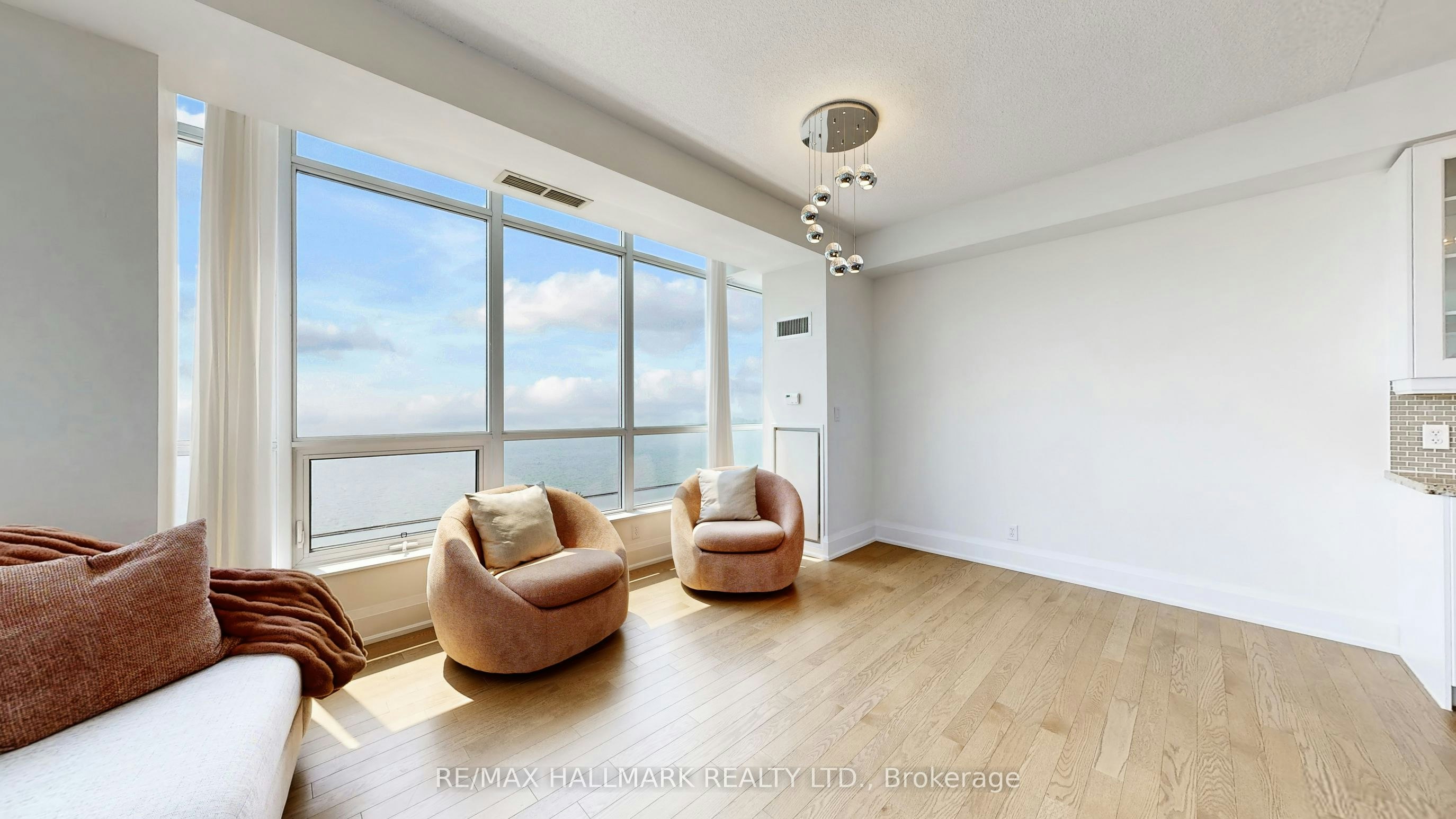 1607-1910 Lake Shore Boulevard W, Toronto, ON, M6S 1A2 - 4