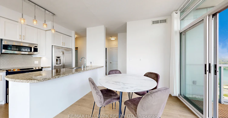 1607-1910 Lake Shore Boulevard W, Toronto, ON, M6S 1A2 - 14