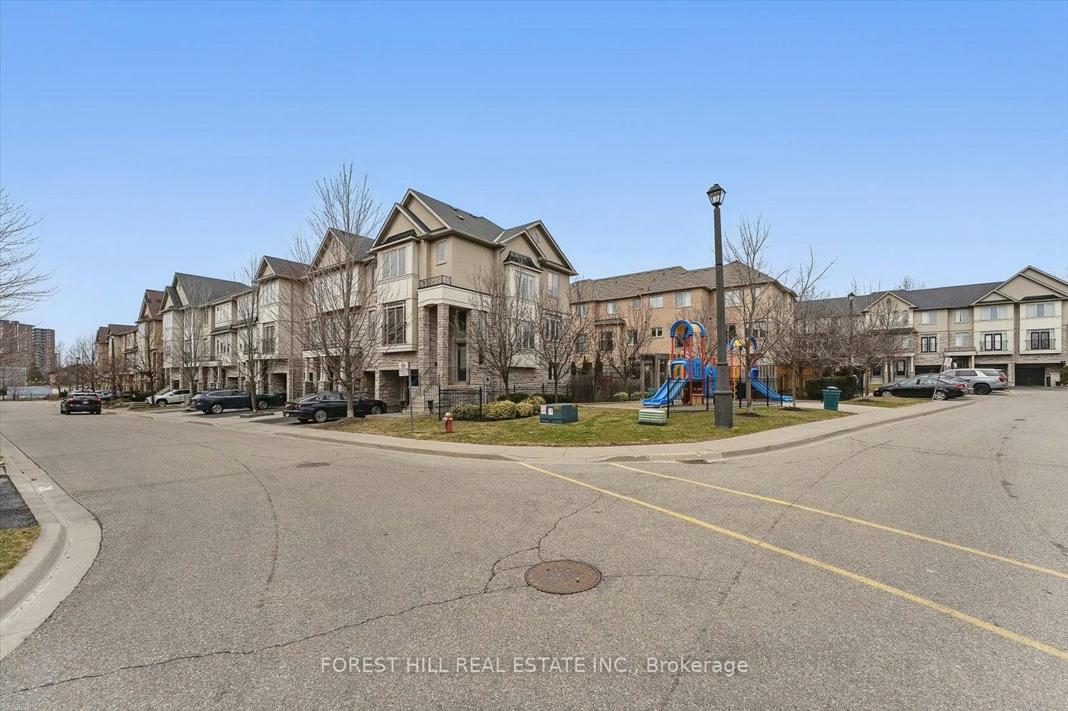 9-3038 Haines Road, Mississauga, ON, L4Y 0C8 - 2