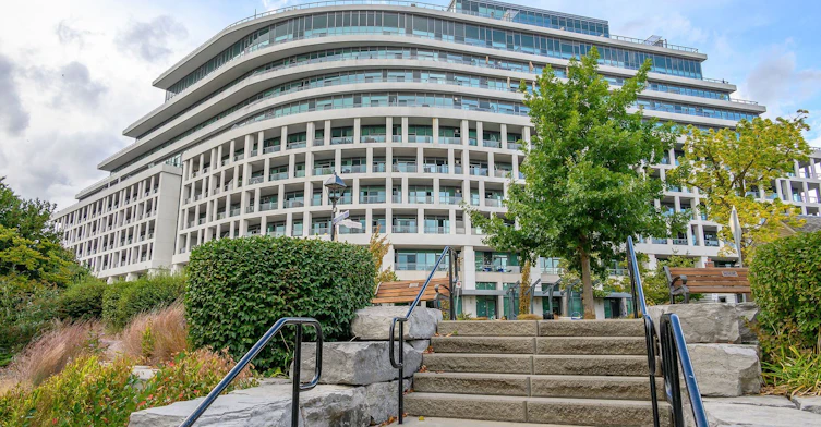 815-11 Bronte Road, Oakville, ON, L6L 0E1