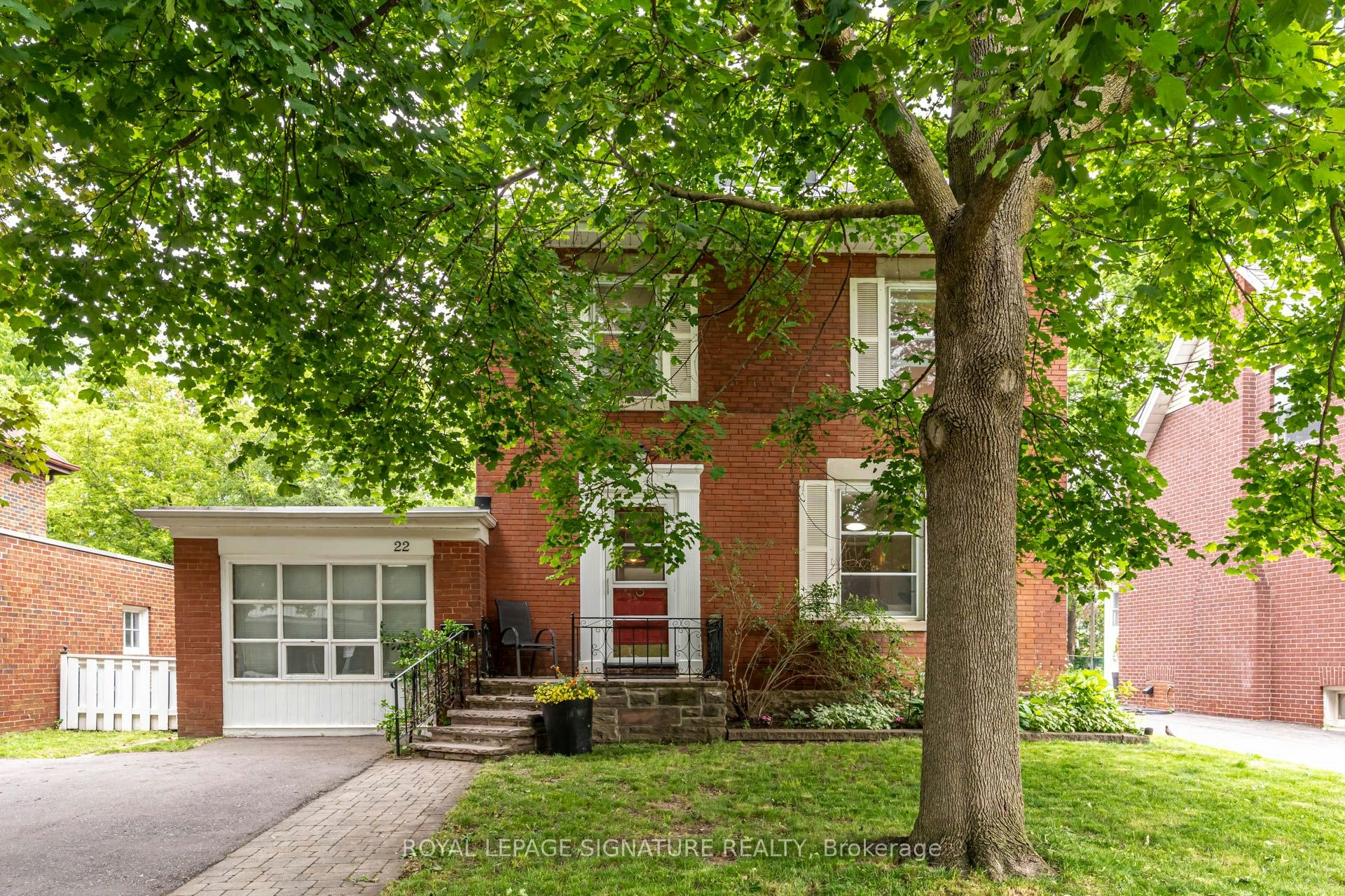 22 Peel Avenue, Brampton, ON, L6W 1X2
