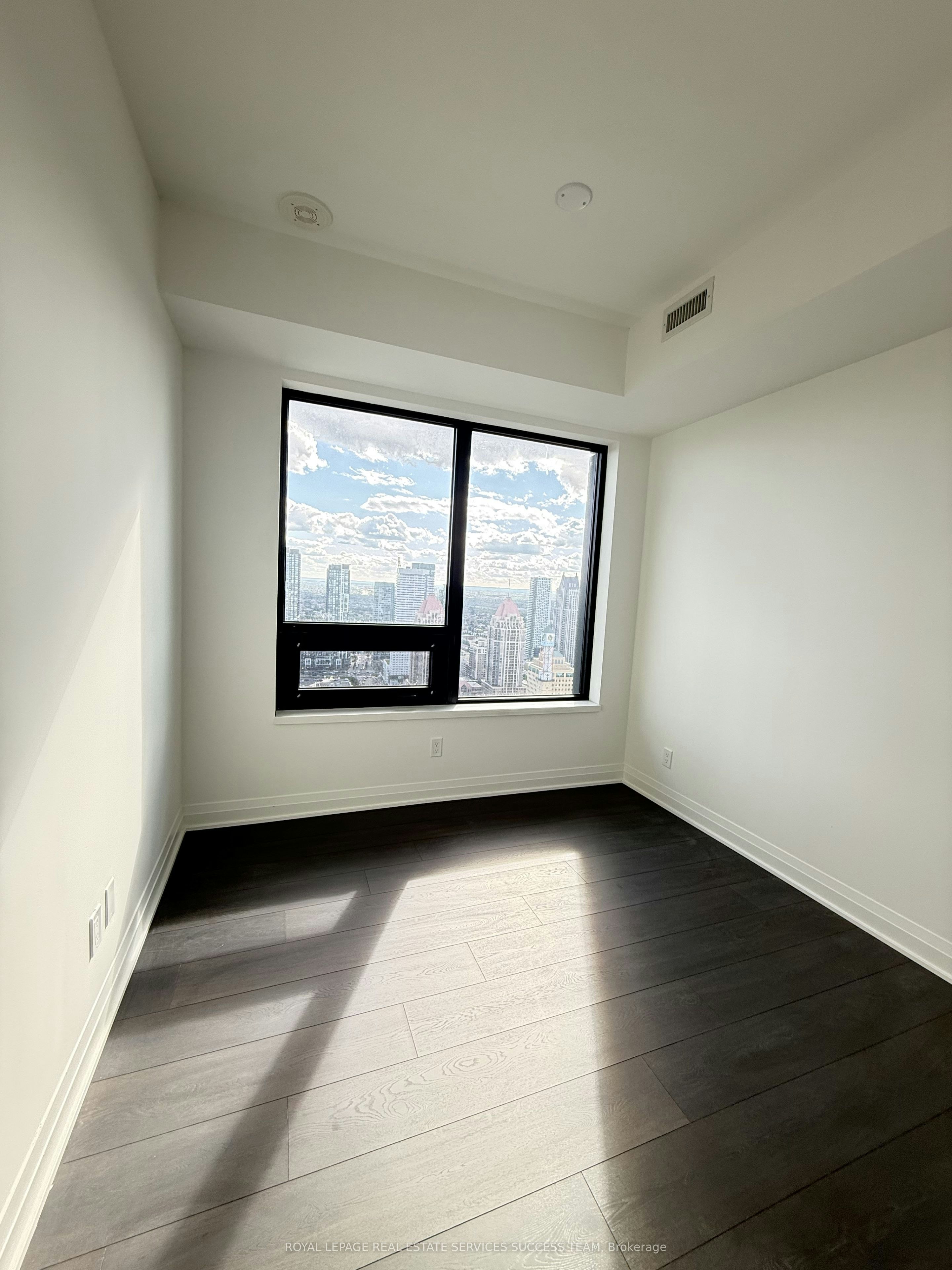 4004-4015 The Exchange Road, Mississauga, ON, L5B 0N9 - 7