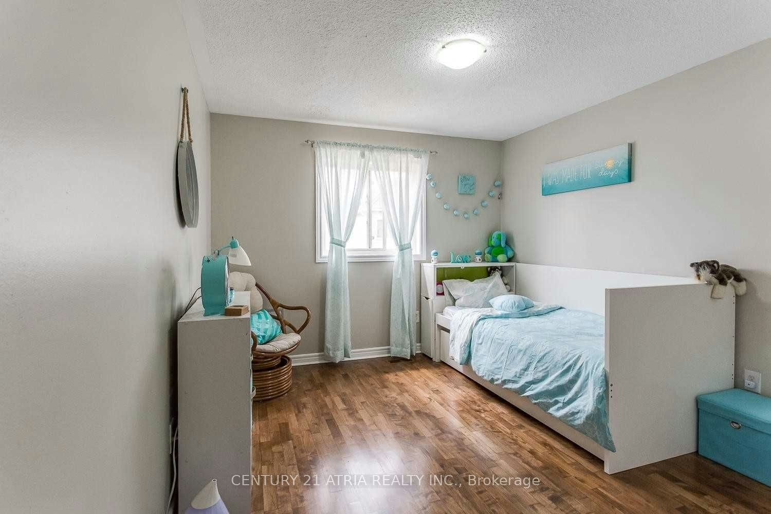 (Main & Upper Level)-28 Bushcroft Trail, Brampton, ON, L7A 2L1 - 11