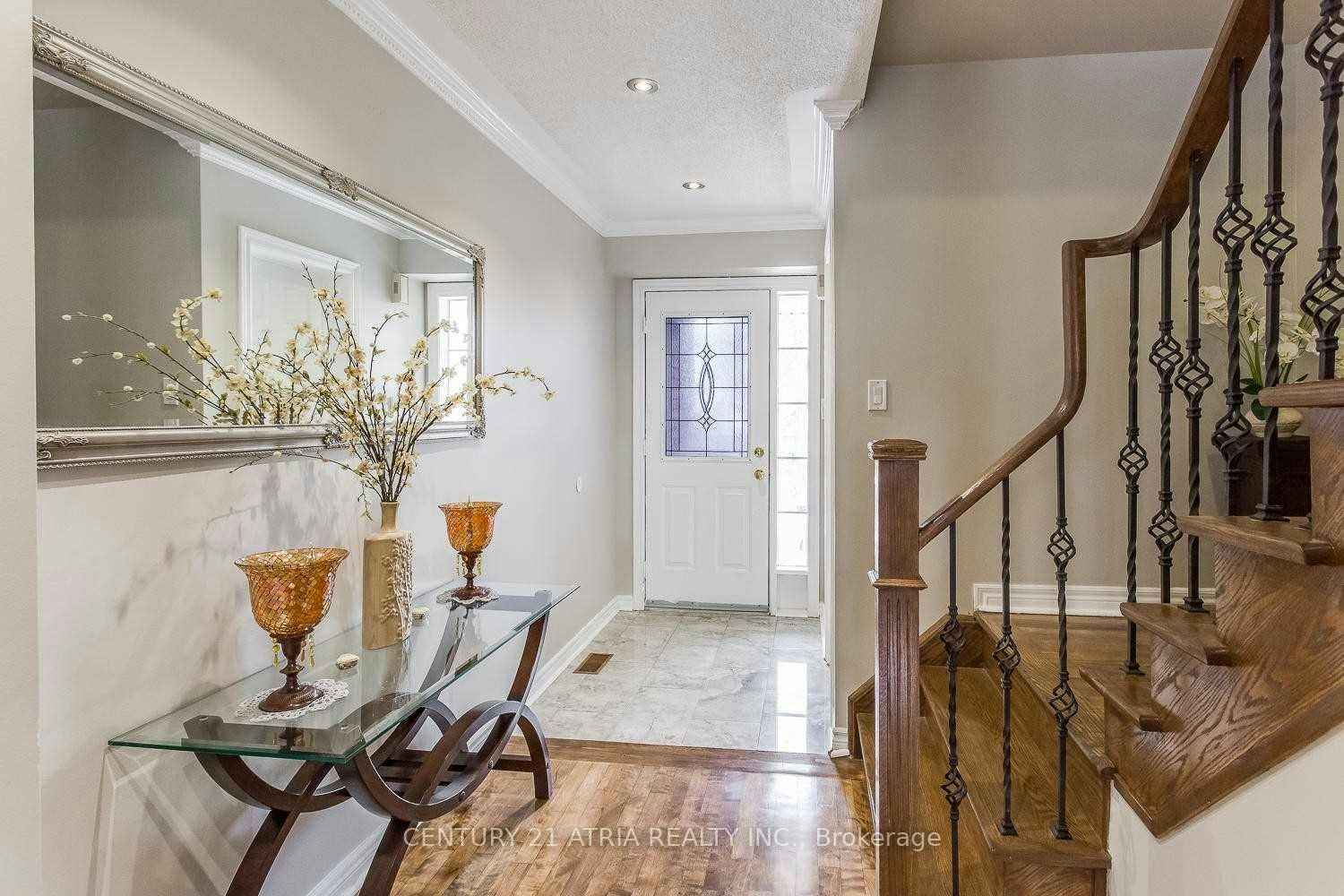 (Main & Upper Level)-28 Bushcroft Trail, Brampton, ON, L7A 2L1 - 2