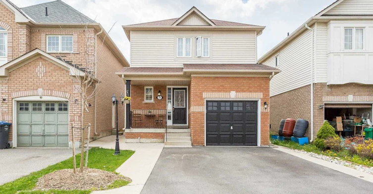(Main & Upper Level)-28 Bushcroft Trail, Brampton, ON, L7A 2L1