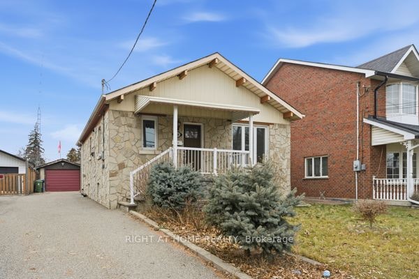 200 Gary Drive, Toronto, ON, M9N 2M4