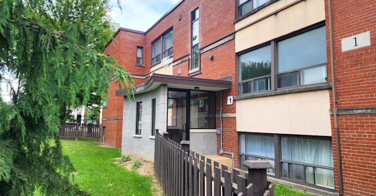 202-1 Greenbrook Drive, Toronto, ON, M6M 2J8 - 22