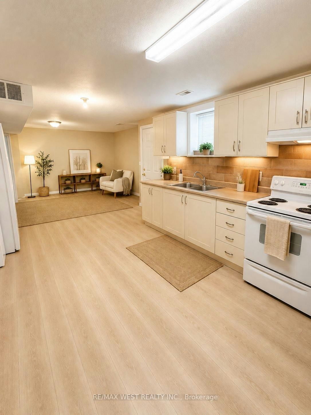 Lower Level B-7 Waltham Drive, Toronto, ON, M9V 1S6