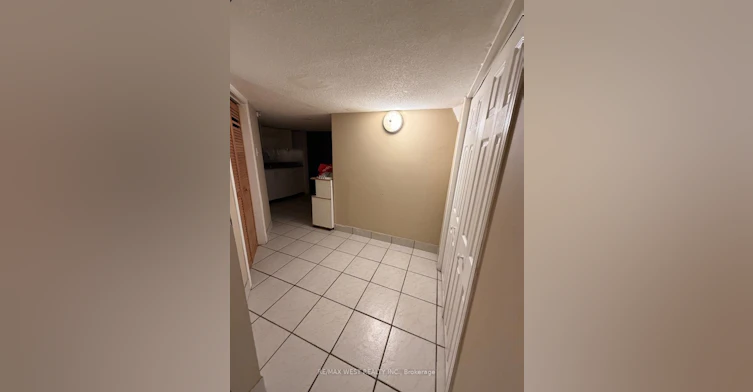Lower Level B-7 Waltham Drive, Toronto, ON, M9V 1S6 - 2