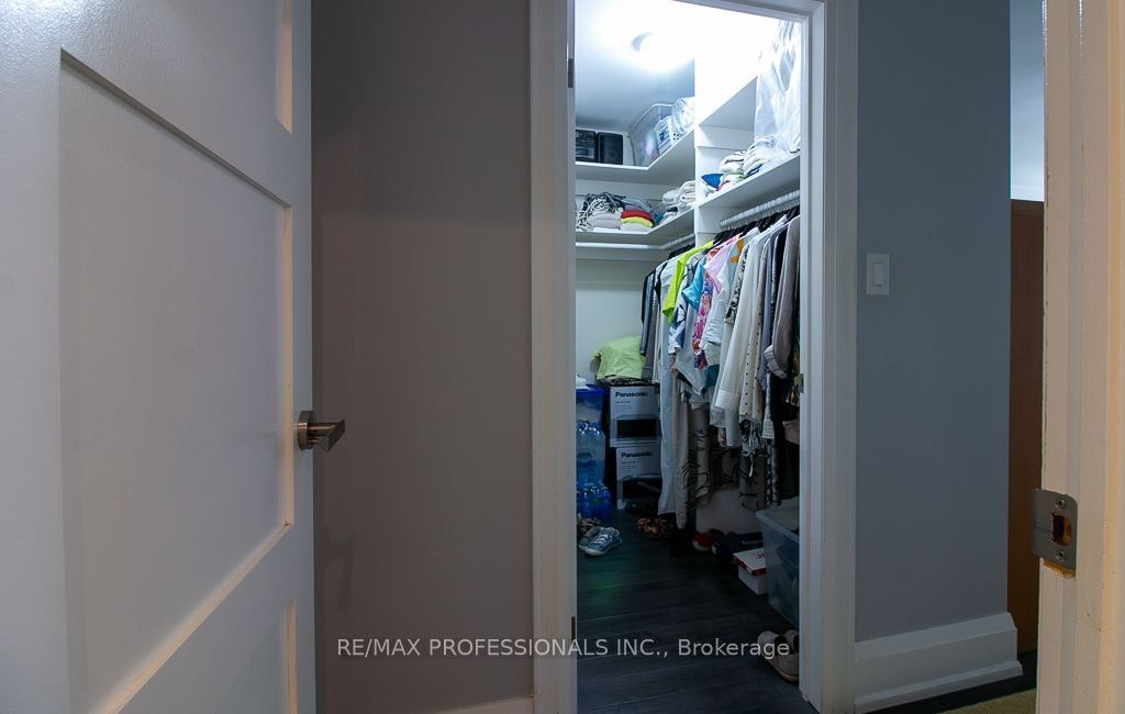 MAIN-7 Sedgebrook Crescent, Toronto, ON, M9B 2X2 - 14