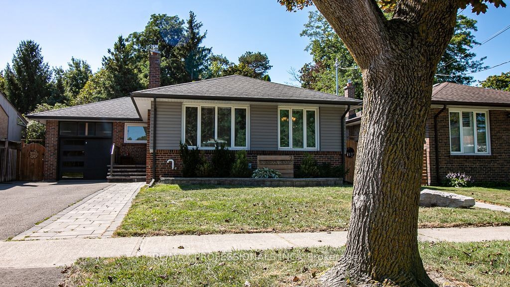 MAIN-7 Sedgebrook Crescent, Toronto, ON, M9B 2X2 - 2