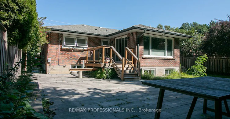 MAIN-7 Sedgebrook Crescent, Toronto, ON, M9B 2X2 - 23