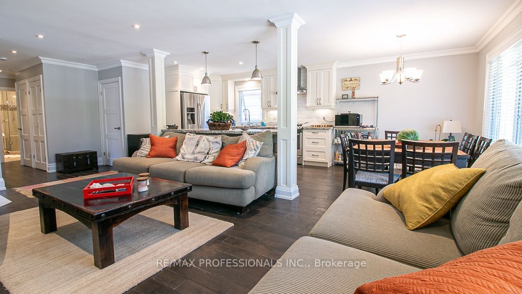 MAIN-7 Sedgebrook Crescent, Toronto, ON, M9B 2X2 - 6