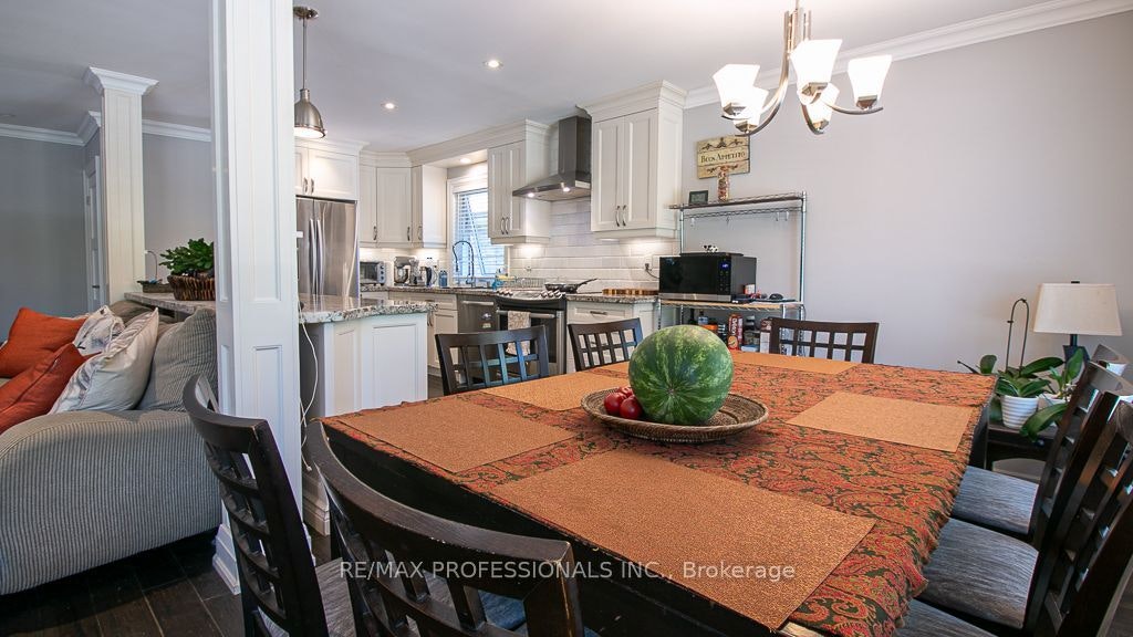 MAIN-7 Sedgebrook Crescent, Toronto, ON, M9B 2X2 - 9