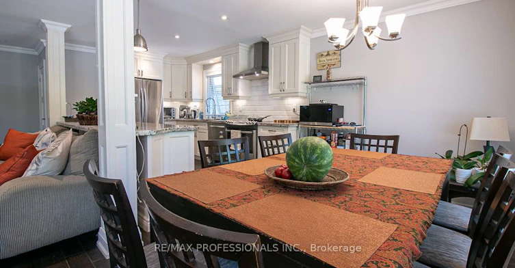 MAIN-7 Sedgebrook Crescent, Toronto, ON, M9B 2X2 - 9