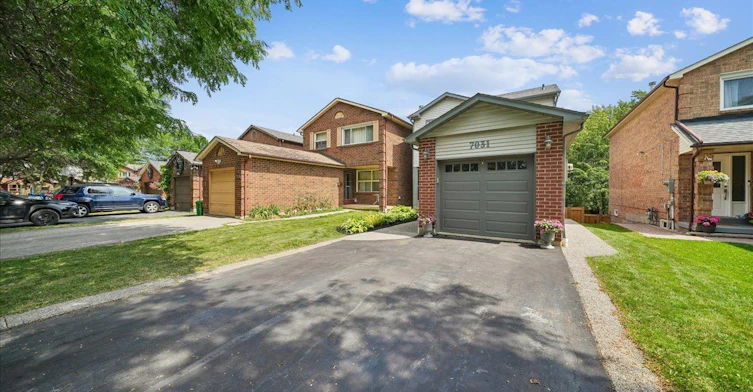 7031 Tamar Mews, Mississauga, ON, L5N 3S2 - 3