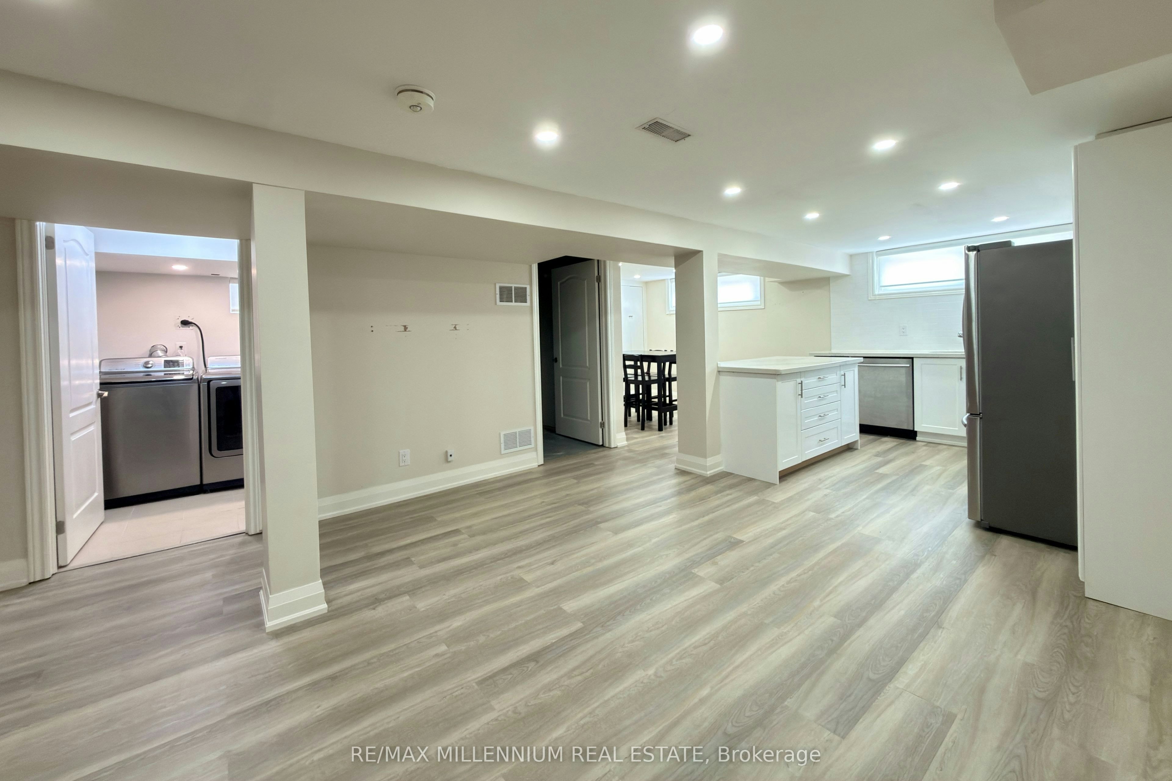 72 Hadrian Avenue, Toronto, ON, M9W 1V4 - 8