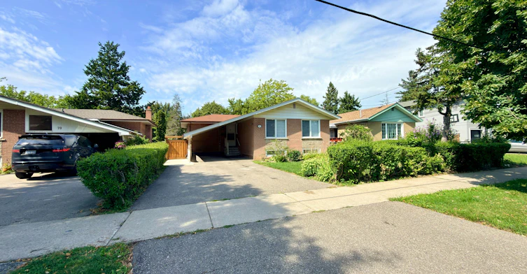 72 Hadrian Avenue, Toronto, ON, M9W 1V4 - 18