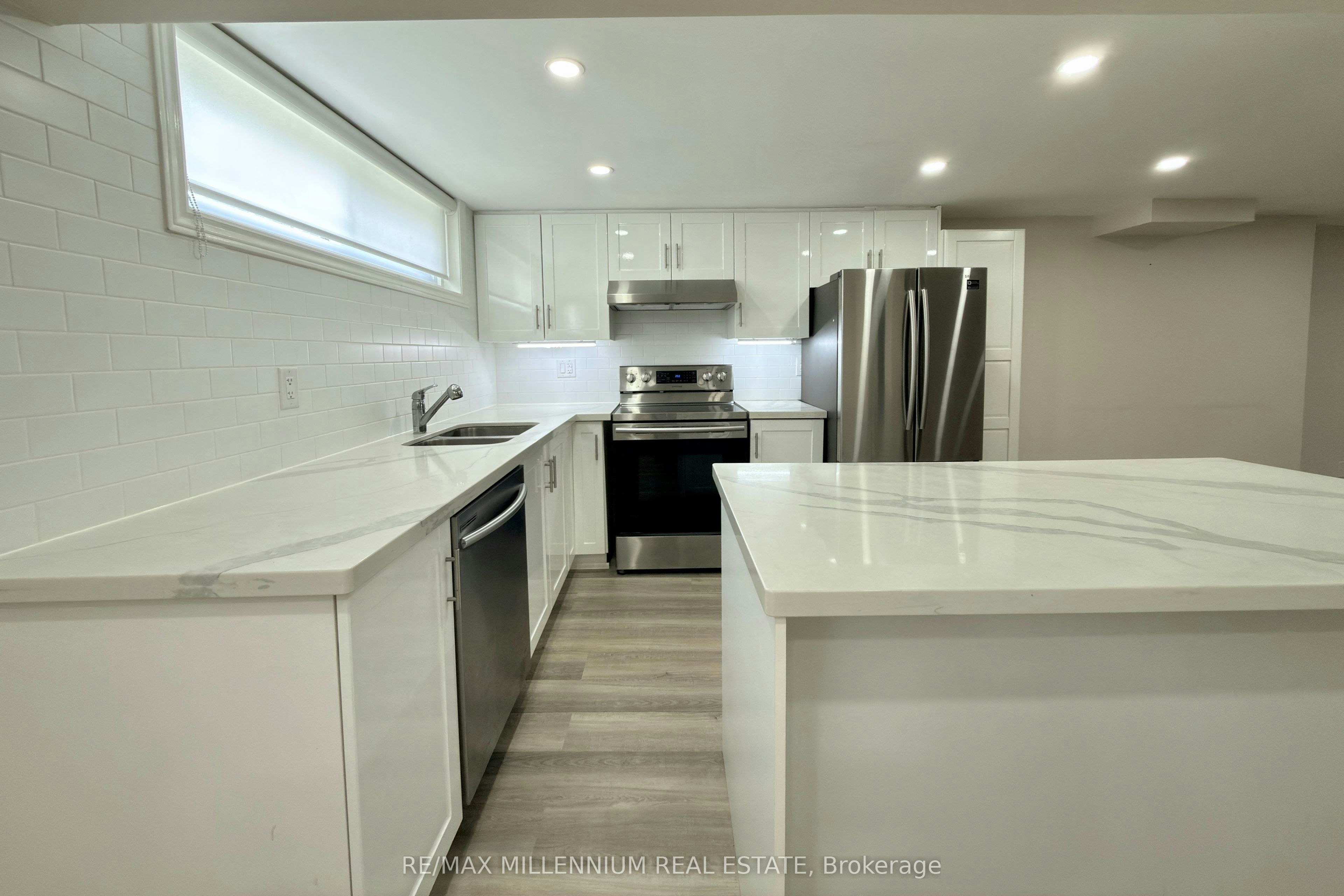 72 Hadrian Avenue, Toronto, ON, M9W 1V4 - 11