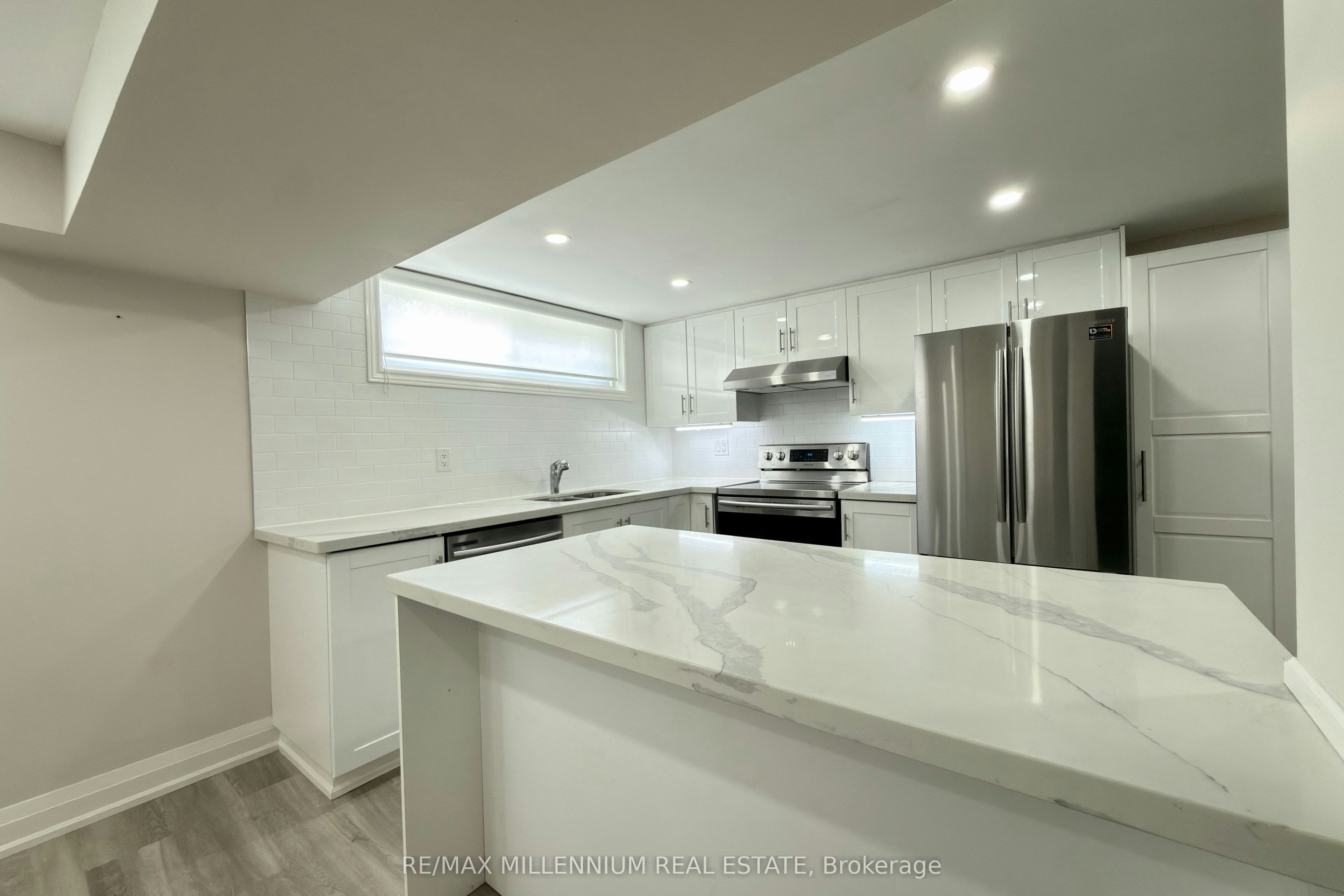 72 Hadrian Avenue, Toronto, ON, M9W 1V4 - 10
