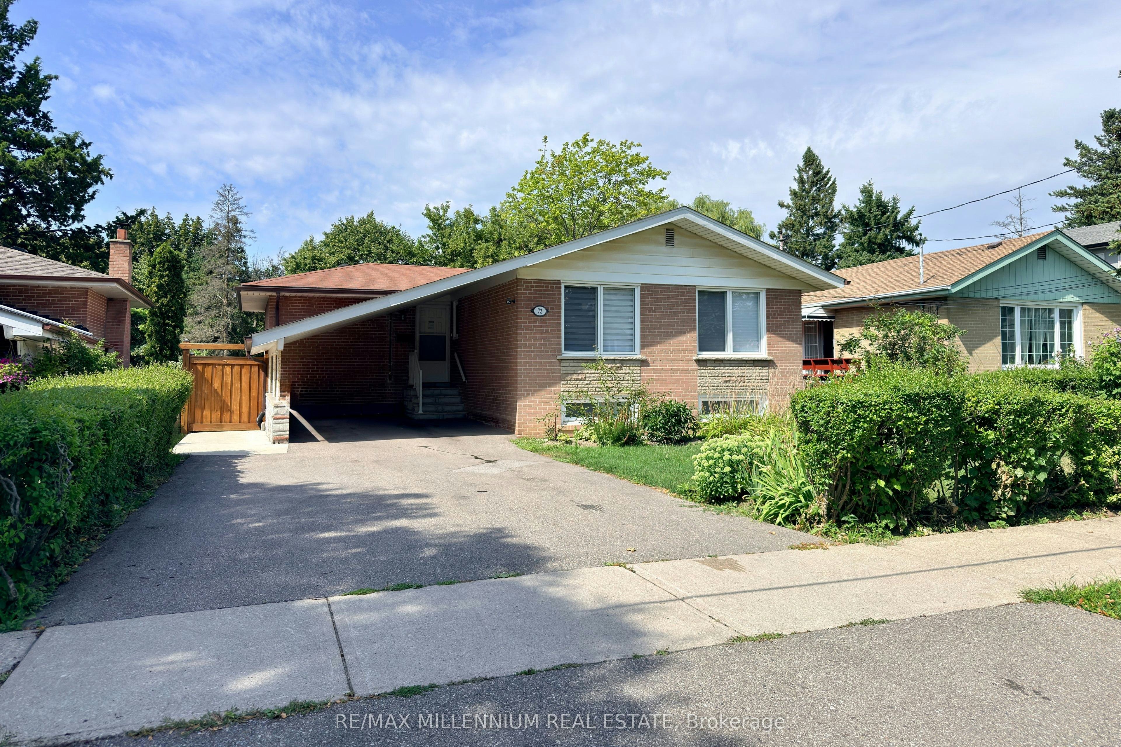 72 Hadrian Avenue, Toronto, ON, M9W 1V4 - 2