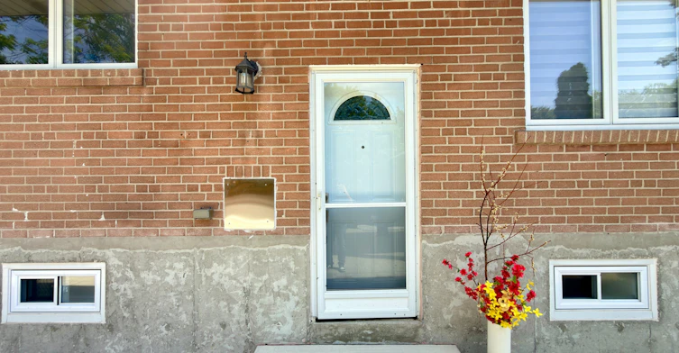 72 Hadrian Avenue, Toronto, ON, M9W 1V4 - 17