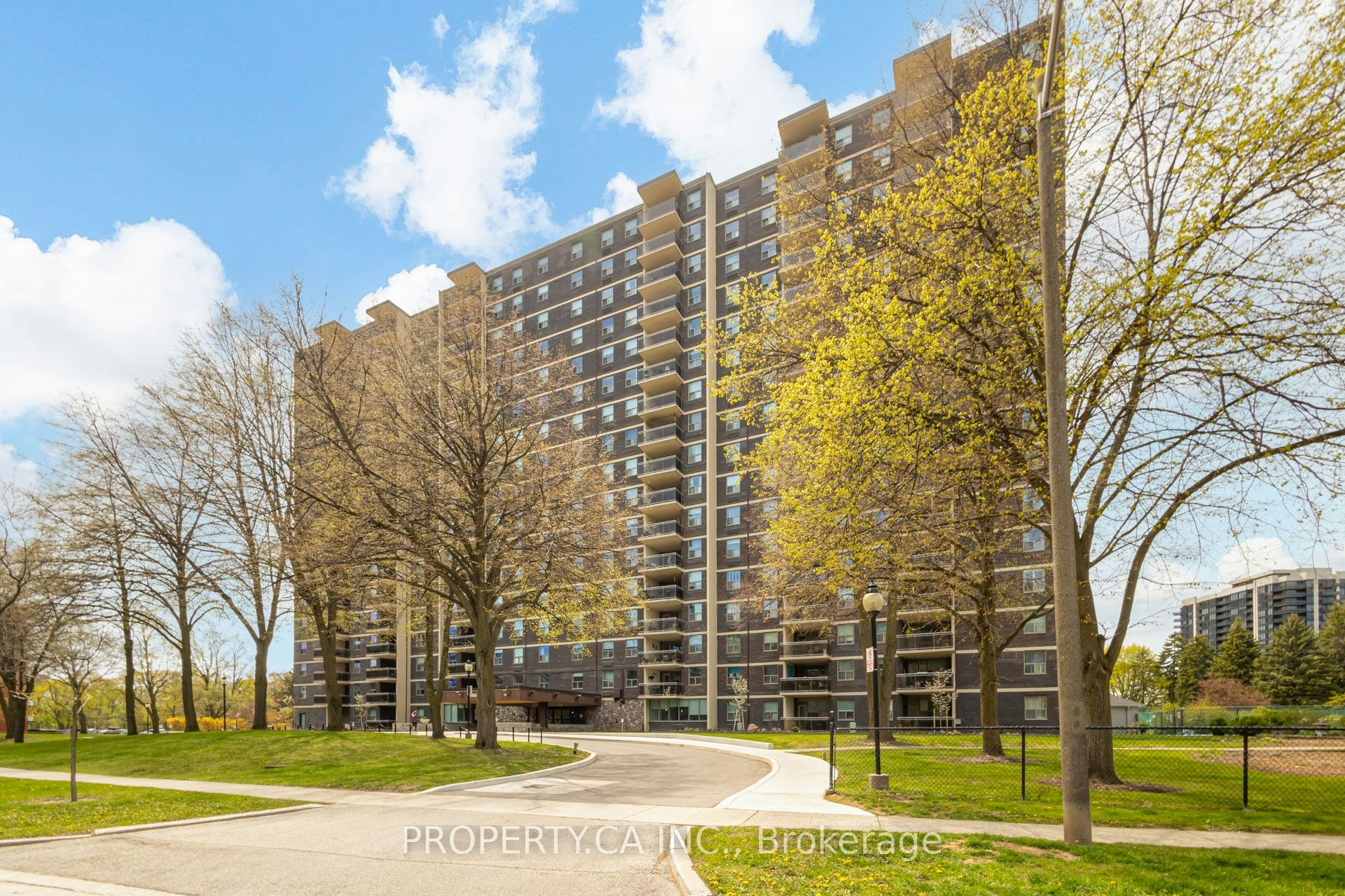 109-966 Inverhouse Drive, Mississauga, ON, L5J 4B6 - 35