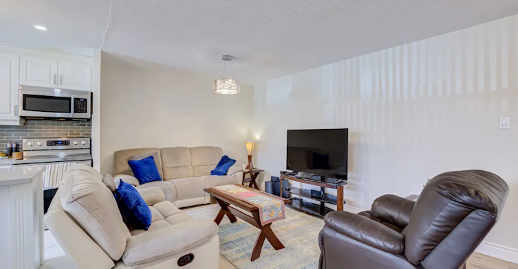 109-966 Inverhouse Drive, Mississauga, ON, L5J 4B6 - 2